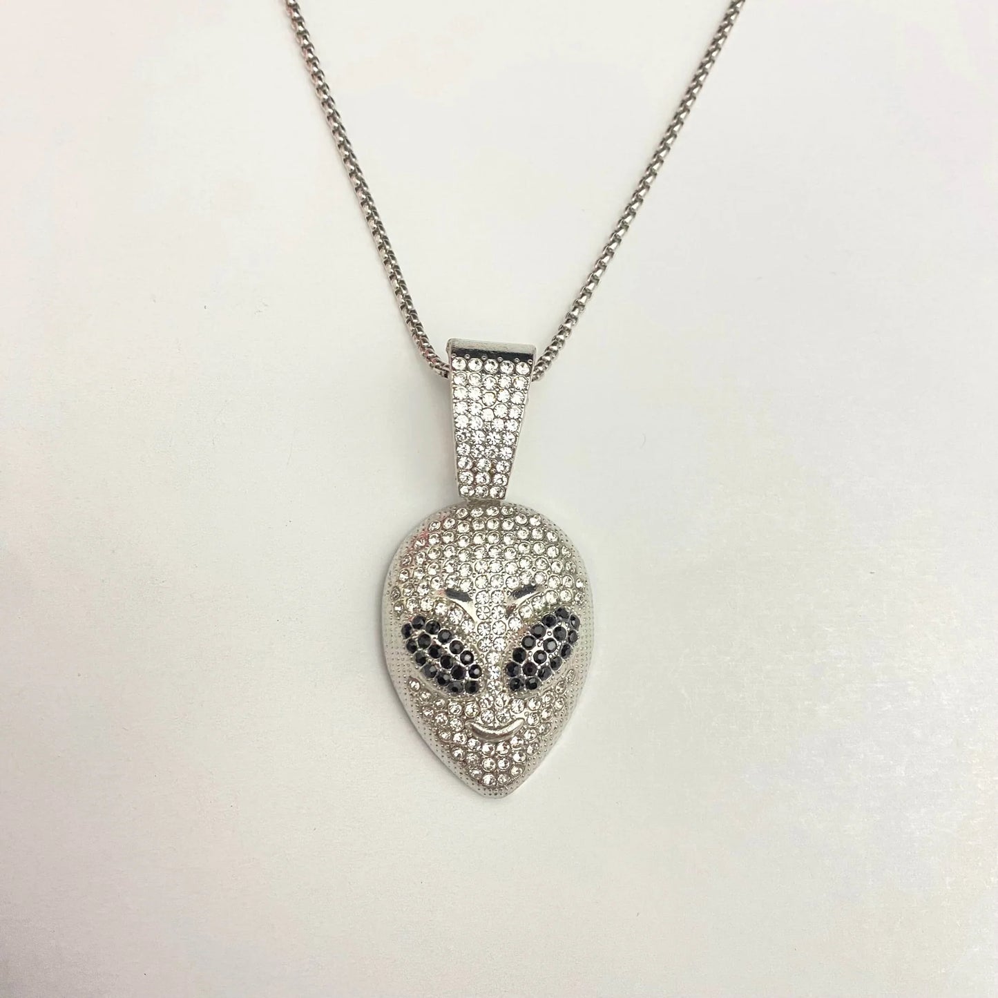 Men's Stainless Steel Pendent Alien Iced out Chain - Silver